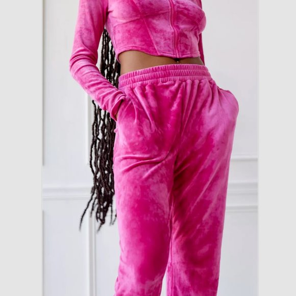 URBAN OUTFITTERS - PINK - OUT FROM UNDER SYDNEY VELOUR TRACK PANT - Picture 3 of 4